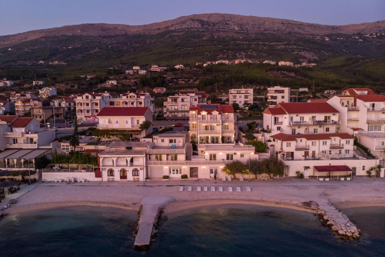 Apartments Antonio - Podstrana, Split Dış mekan fotoğraf