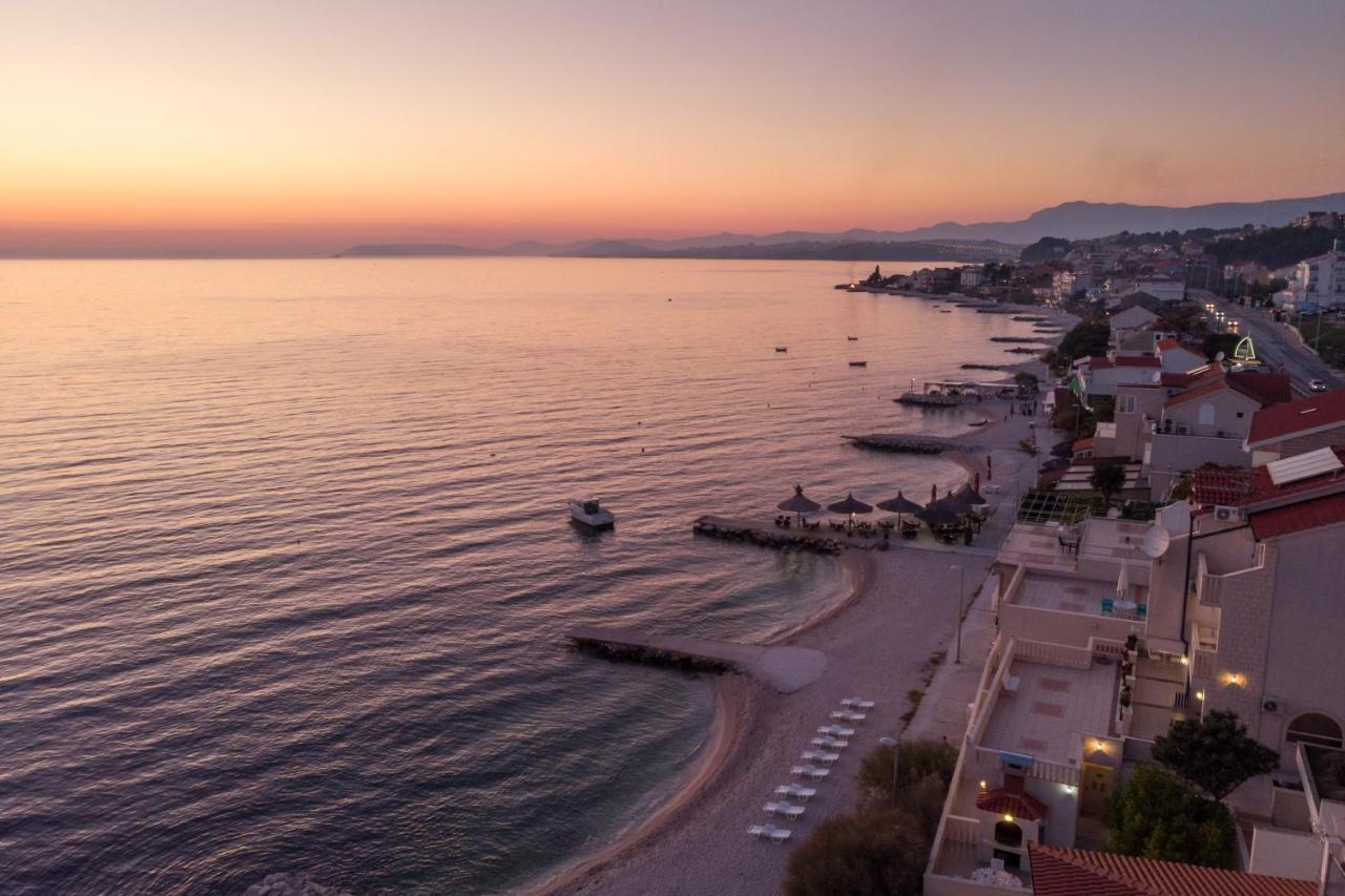 Apartments Antonio - Podstrana, Split Dış mekan fotoğraf