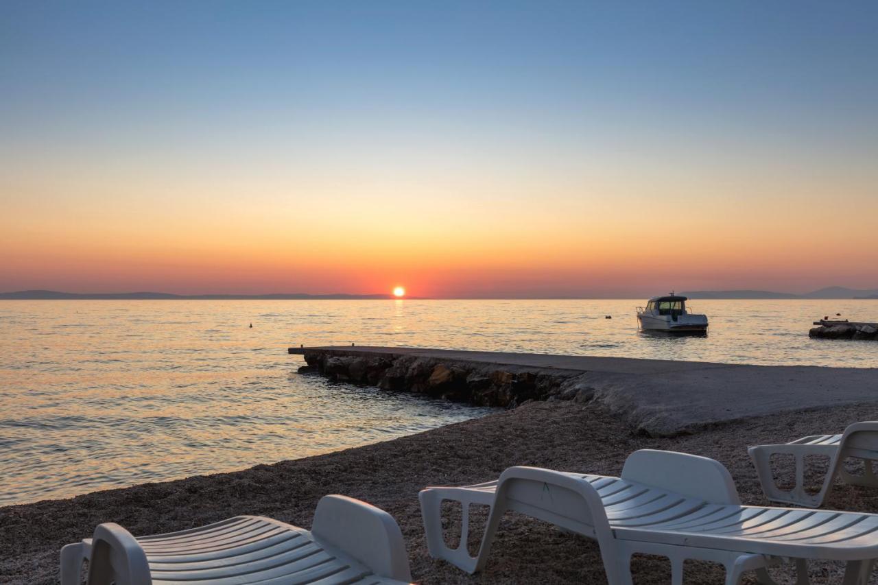 Apartments Antonio - Podstrana, Split Dış mekan fotoğraf