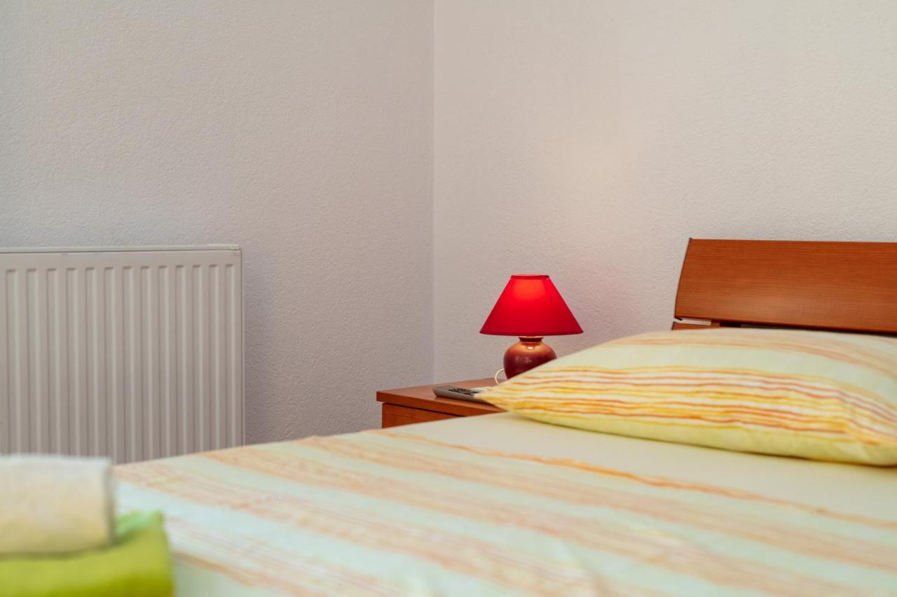 Apartments Antonio - Podstrana, Split Dış mekan fotoğraf